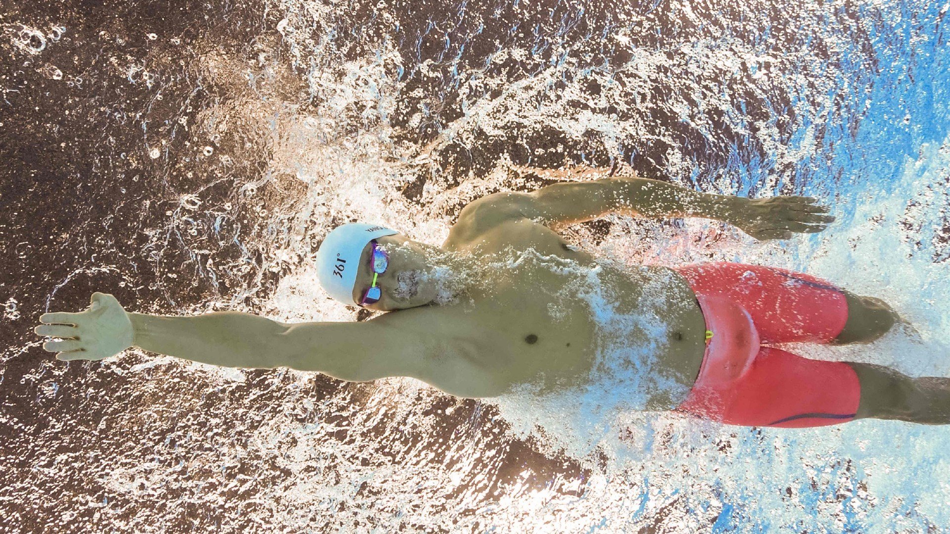 国家队换帅频率与目标一致性曾引球迷困惑，中国队换人